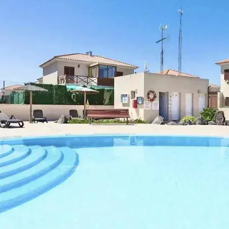 Mareterra - Designer & Peaceful Retreat- Pool- Bbq-beach At 10 Minutes Villa Corralejo