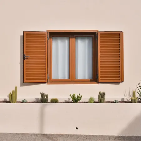 Mareterra - Sunny Family Villa With Terrace, Barbecue And Pool Villa Corralejo