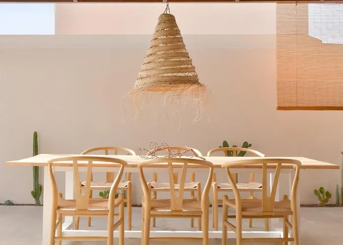 Villa Mareterra - Designer & Peaceful Retreat- Pool- Bbq-beach At 10 Minutes *