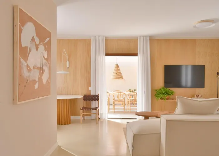 Vila Mareterra - Sunny Family With Terrace, Barbecue And Pool