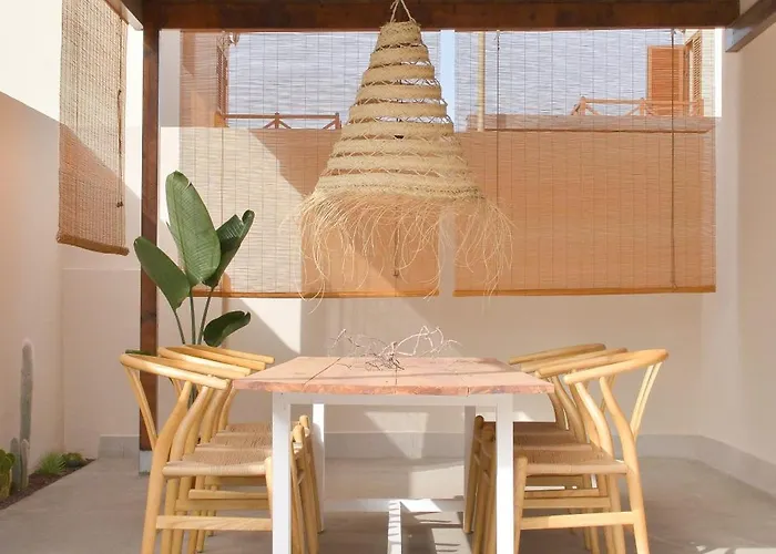 Mareterra - Designer & Peaceful Retreat- Pool- Bbq-beach At 10 Minutes Villa Corralejo